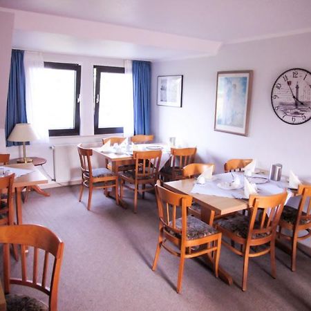 Hotel Zur Flora Эссен Экстерьер фото