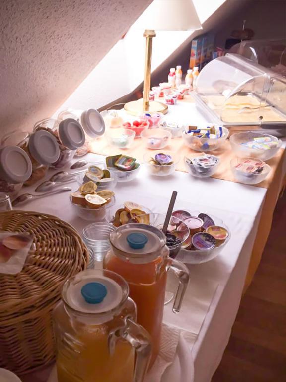Hotel Zur Flora Эссен Экстерьер фото